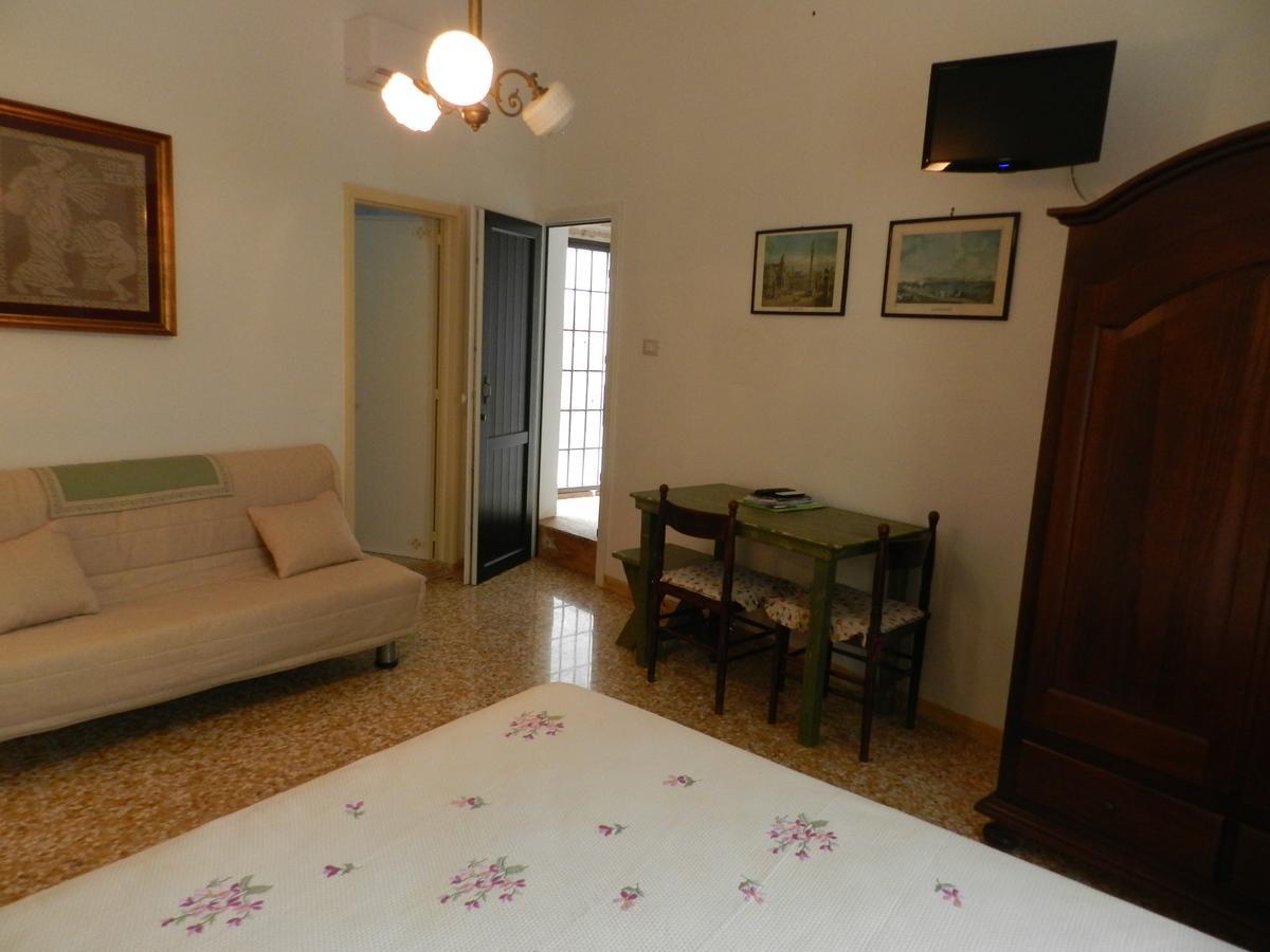 Casa Corte Con Terrazza 타비아노 외부 사진